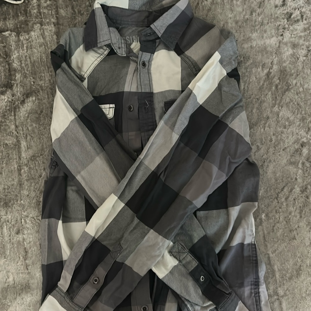 Mossimo Supply Co Button Down Shirt (Slim Fit Medium)